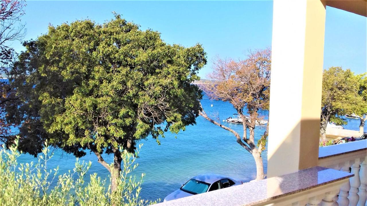 Branko Fabijanic Front Row By The Sea Apartment Селце Екстериор снимка