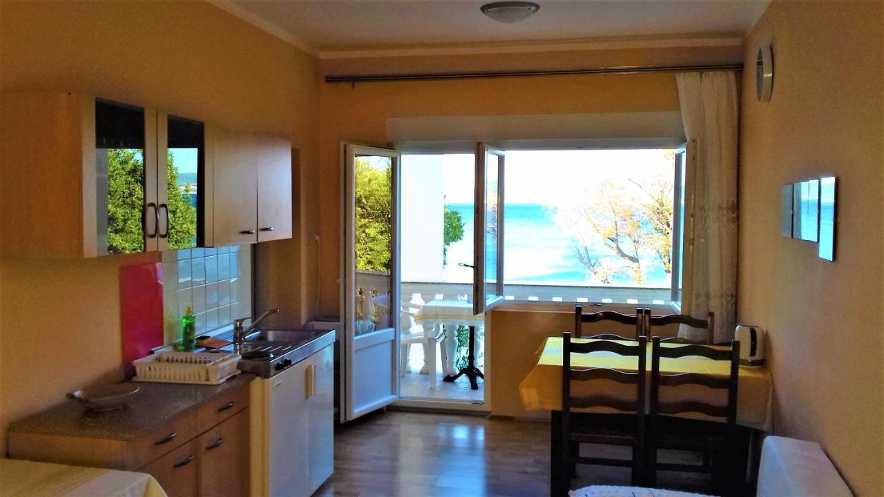Branko Fabijanic Front Row By The Sea Apartment Селце Екстериор снимка