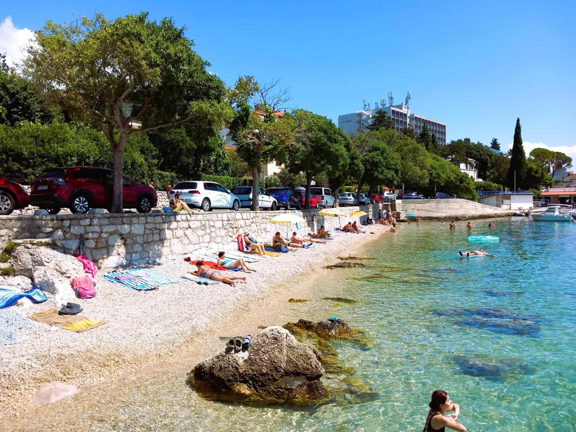 Branko Fabijanic Front Row By The Sea Apartment Селце Екстериор снимка